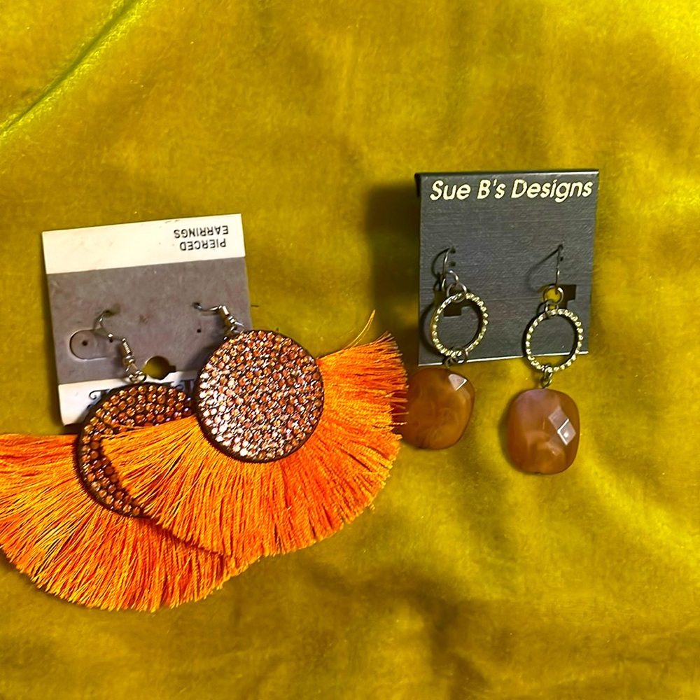 2 pair of Fabulous earrings for pierced ears